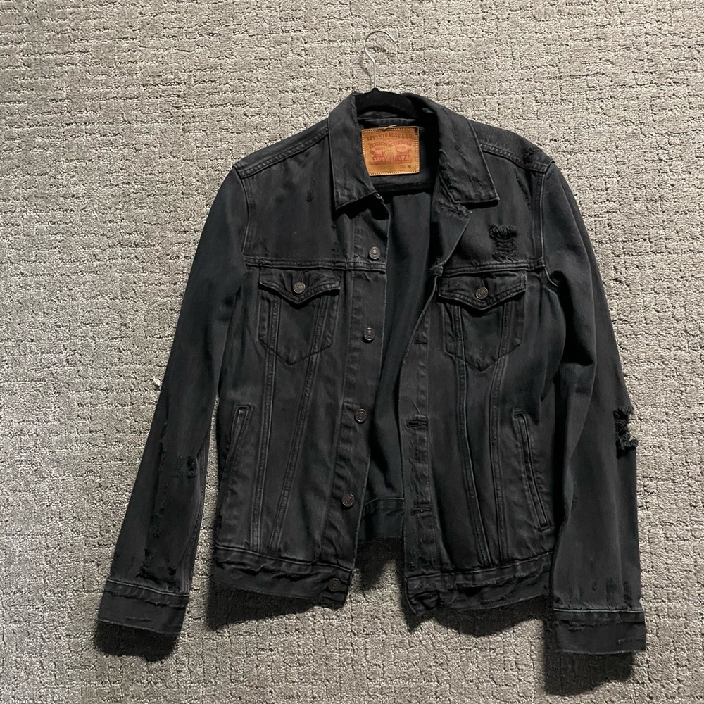 men’s levi black denim jacket size medium